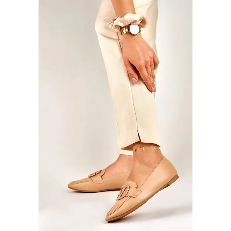 Chaussures beige foncé pour femmes en éco-cuir