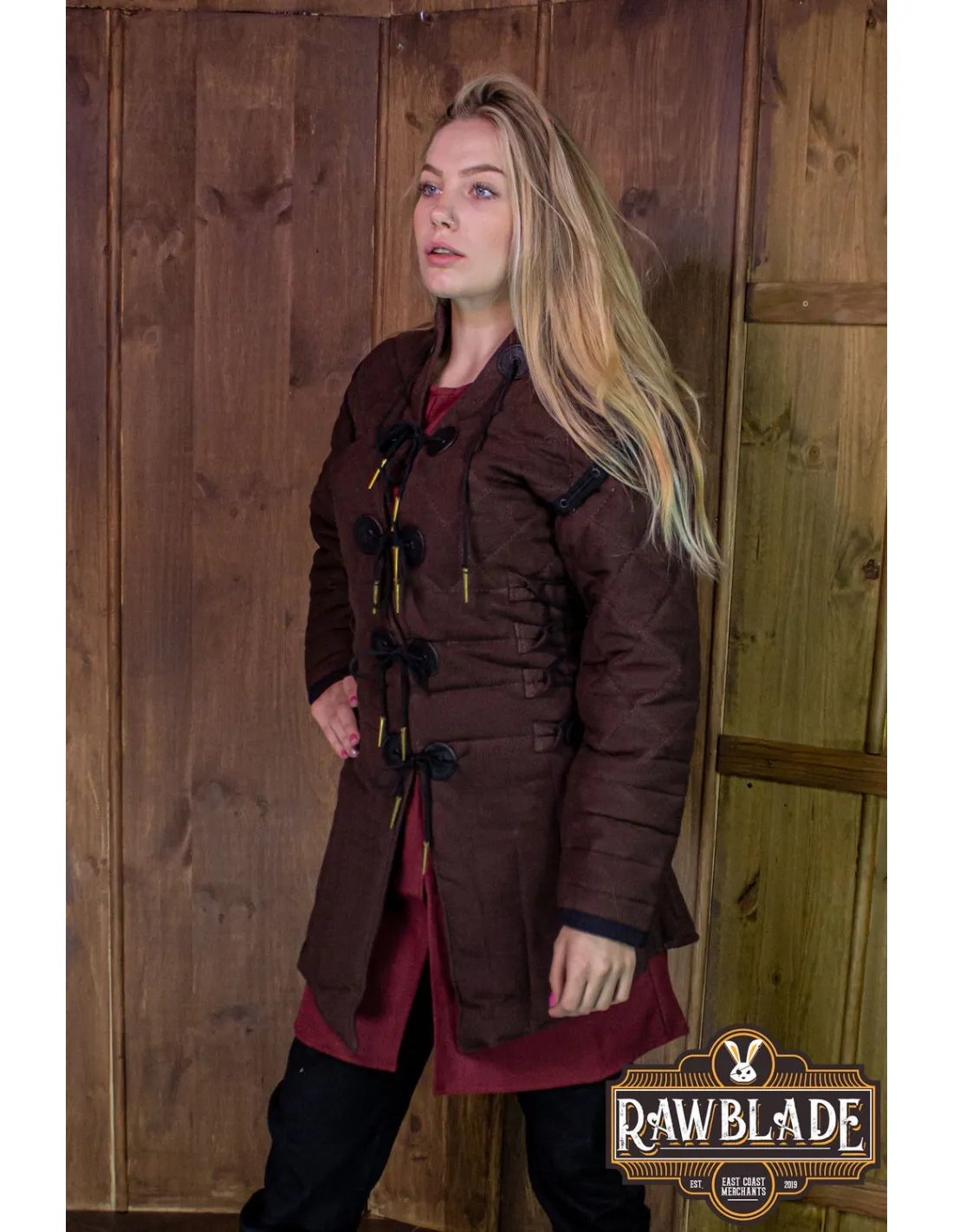 Plein gambeson médiéval femme Morgause - Marron ⚔️ Boutique Épées