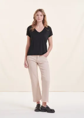 T-shirt noir col V manches courtes en lyocell